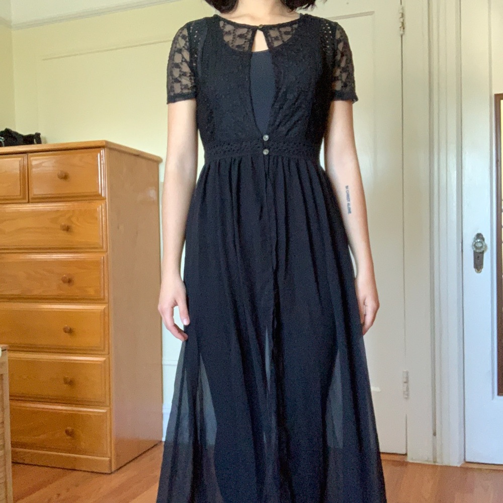 Boho lace short-sleeve kimono cover-up